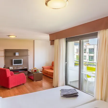 Livvo Hotel 4*