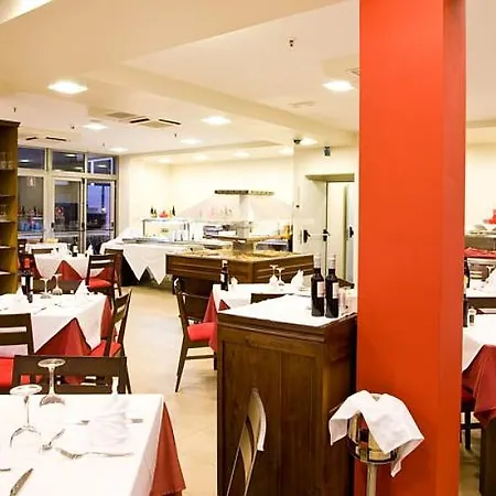 Hotel Livvo 4*