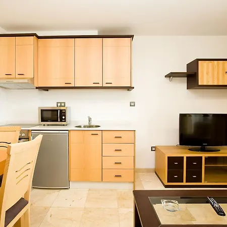 Hotel Livvo 4*