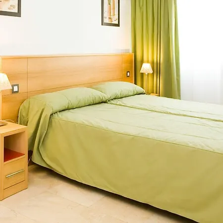 Livvo Hotel 4*