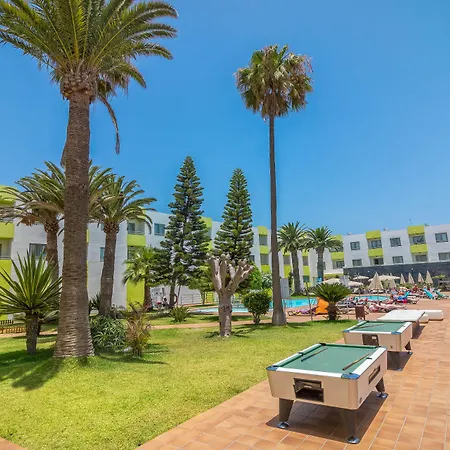 Hotel The 4*