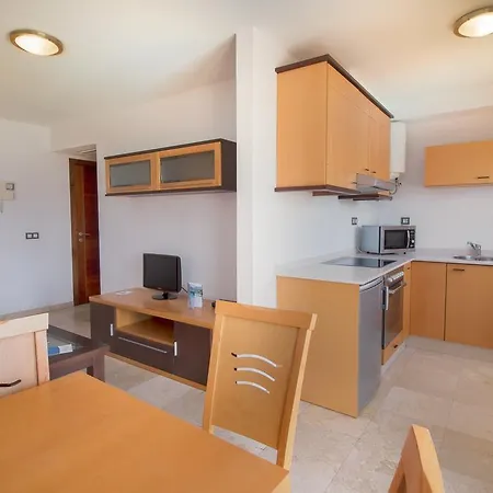 Livvo Hotel 4*